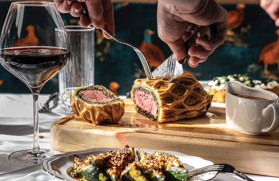 The Chumley House signature dishes Beef Wellington, Artichoke Dip, Akaushi New York Strip, Butter Chicken Pot Pie.
﻿﻿﻿﻿﻿